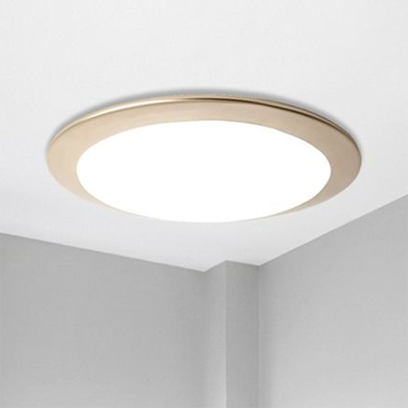 Flying Saucer Flush Ceiling Light Nordic Acrylic Gold/Silver 16"/20" Dia Integrated LED Ceiling Lamp for Bedroom Clearhalo 'Ceiling Lights' 'Close To Ceiling Lights' 'Close to ceiling' 'Flush mount' Lighting' 961993