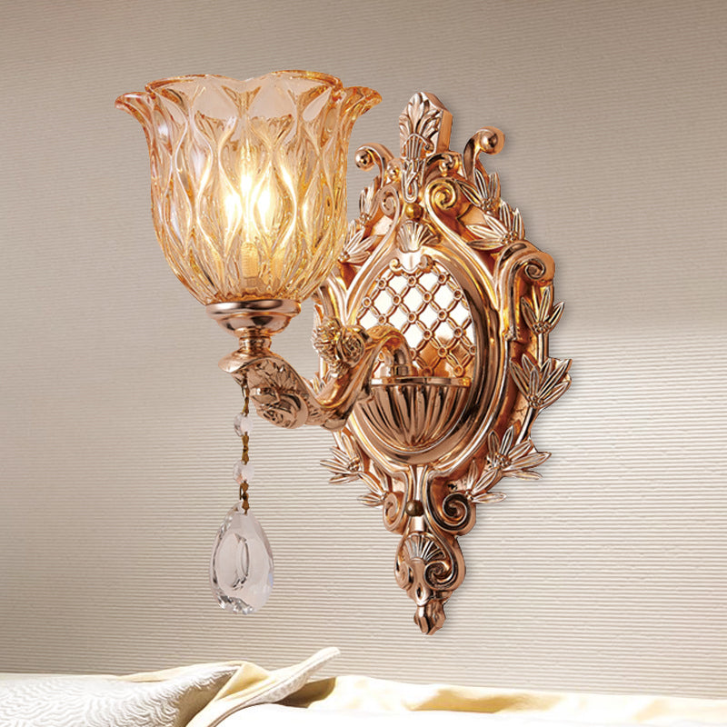 Amber Lattice Glass Floral Wall Light Traditional Single Bulb Living Room Sconce Lighting in Gold Clearhalo 'Wall Lamps & Sconces' 'Wall Lights' Lighting' 966019