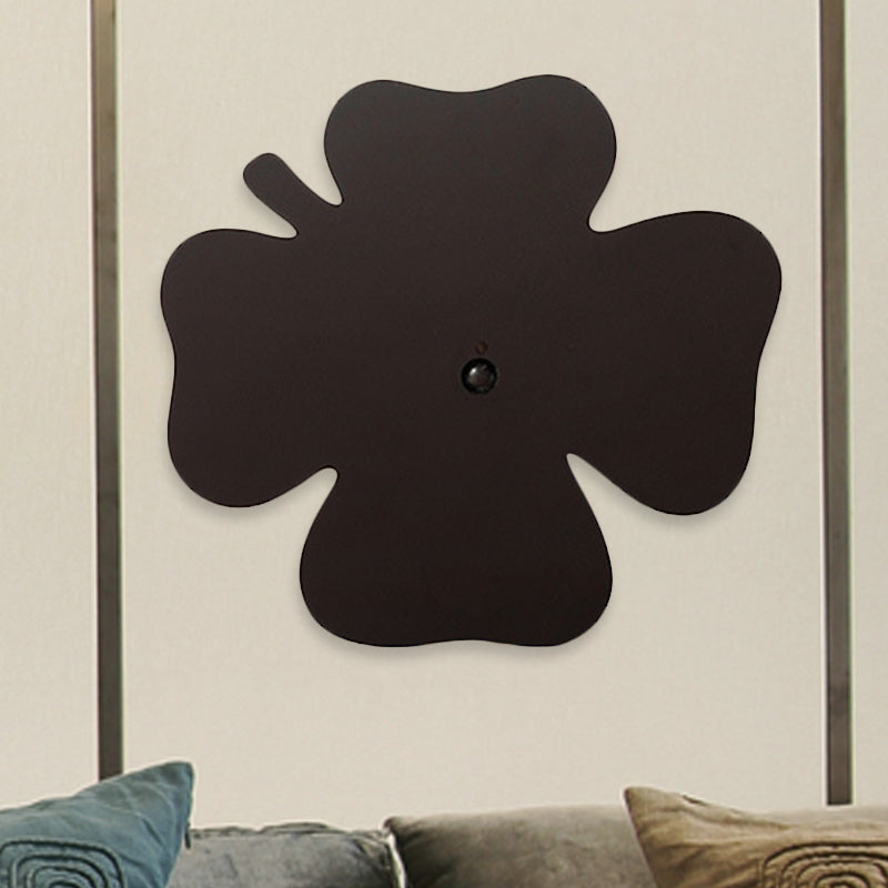 Black Finish Four Leaf Clover Wall Night Lamp Minimalism LED Acrylic Night Shadow Light, USB Black USB Clearhalo 'Night Lights' 'Wall Lights' Lighting' 978227