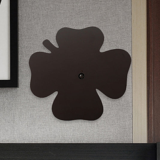 Black Finish Four Leaf Clover Wall Night Lamp Minimalism LED Acrylic Night Shadow Light, USB Clearhalo 'Night Lights' 'Wall Lights' Lighting' 978228