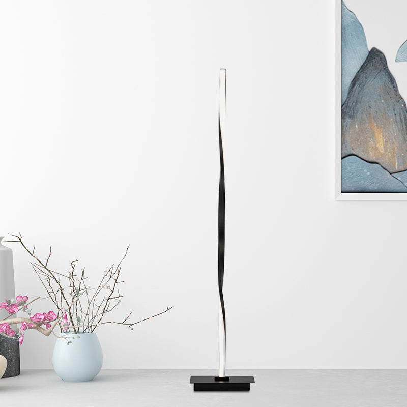 Metallic Spiral Line Floor Reading Lamp Minimalist Black/Silver LED Stand Up Lighting in Warm/White/Natural Light Black Clearhalo 'Floor Lamps' 'Lamps' Lighting' 979782