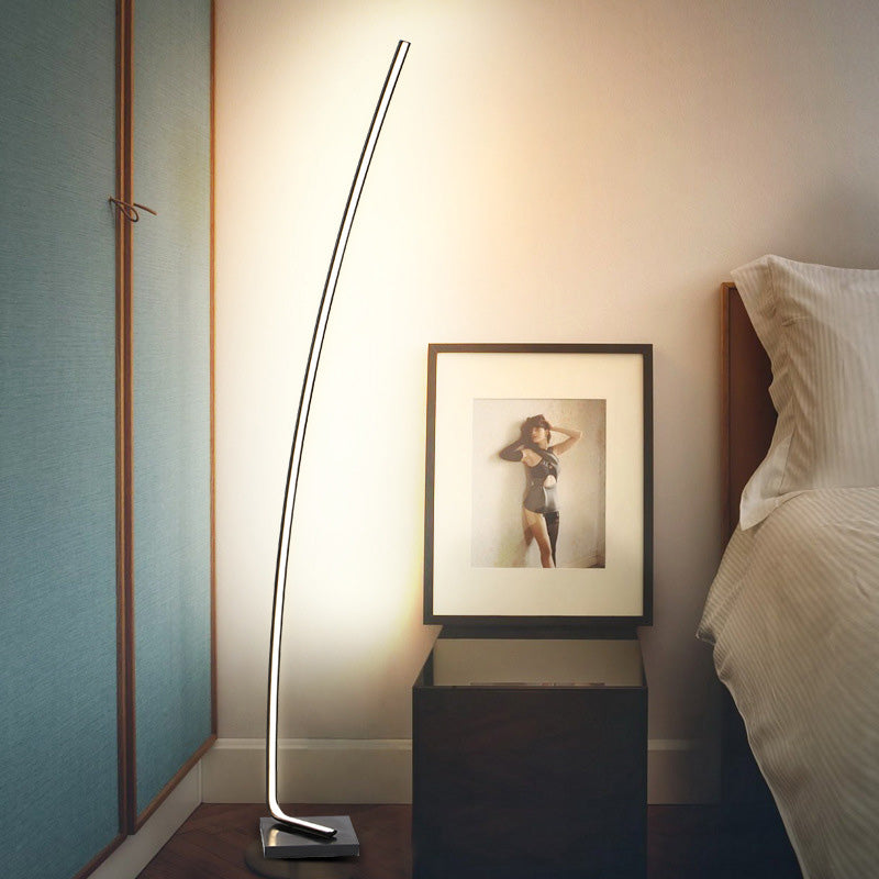 Metallic Curved Reading Floor Lamp Simplicity Black/White/Gold LED Bedside Stand Up Lighting in Warm/White Light Clearhalo 'Floor Lamps' 'Lamps' Lighting' 982077