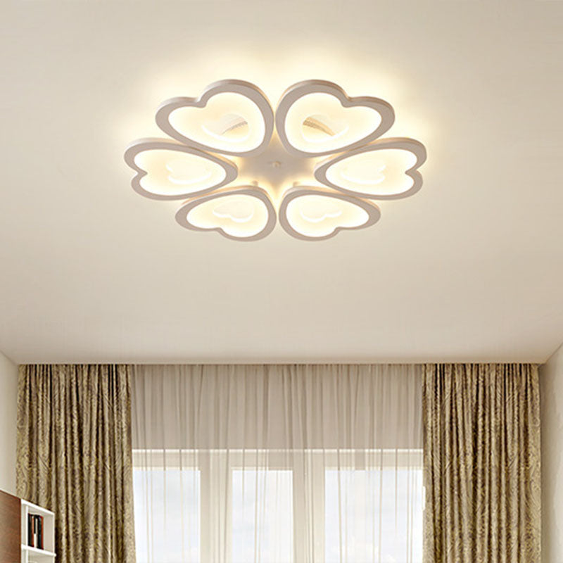 Modern 4/6-Light Ceiling Mount Light Fixture with Acrylic Shade White Heart Flush Lamp in Warm/White/Natural Light Clearhalo 'Ceiling Lights' 'Close To Ceiling Lights' 'Close to ceiling' 'Semi-flushmount' Lighting' 991394